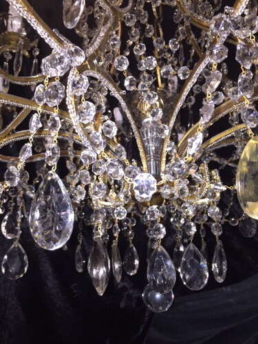 Large Italian Florentine 18 Light Beaded Gilt Chandelier