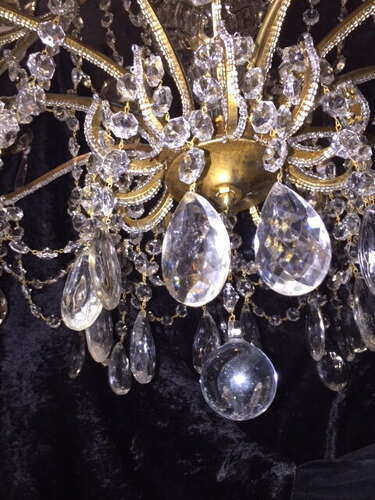 Large Italian Florentine 18 Light Beaded Gilt Chandelier