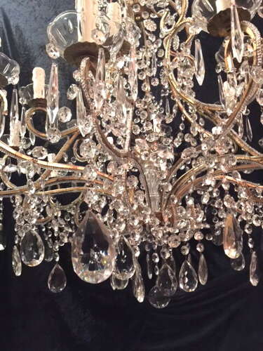 Large Italian Florentine 18 Light Beaded Gilt Chandelier