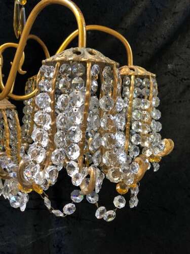 A Wonderful Italian Antique Pod Chandelier