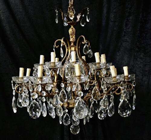 A Twenty Light Large Italian Brass and Crystal Antique Chandelier