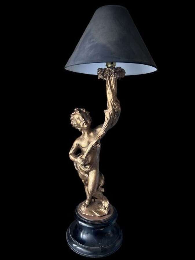 A Beautiful Italian French Gilt Cherub Lamp